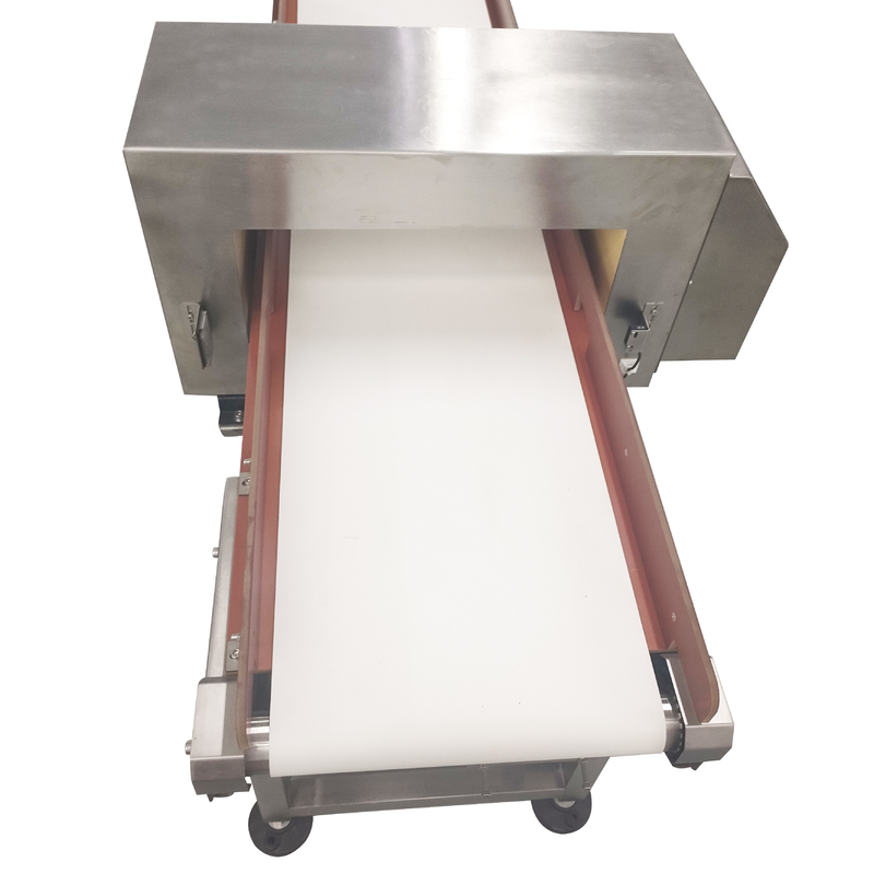 Rendimiento de la máquina del detector de metales de la comida de la banda transportadora alto con el rechazador para la medicina
