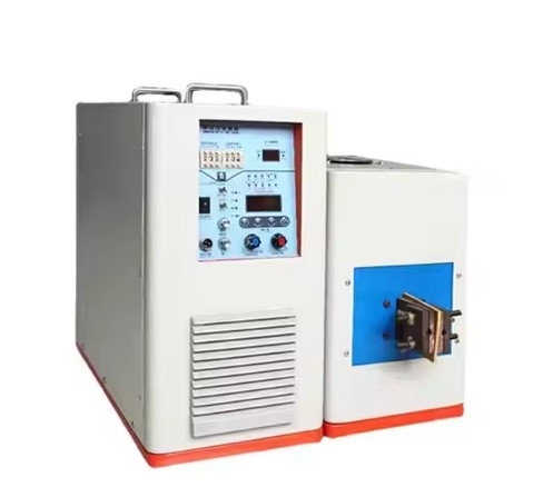 Máquina de endurecimiento y templado por inducción para rieles de guía lineales con mejor dureza y resistencia al desgaste