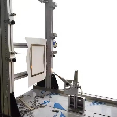 Pruebador de retardante de llama de tejidos de alto rendimiento para materiales textiles y de juguete con una amplia gama de tejidos orientados verticalmente