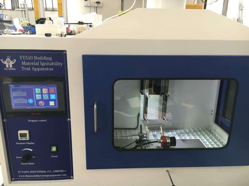 Equipo de ensayo de inflamabilidad conforme a la norma EN ISO 11925-2 para la clasificación de estructuras de edificios