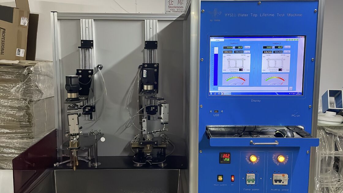 EN817 Máquina de ensayo del ciclo de vida de los grifos controlada por ordenador con velocidad ajustable (0-15/min) y construcción de acero inoxidable