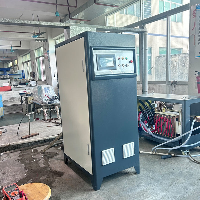 30KW Máquina de calefacción por inducción de alta frecuencia fácil de operar tubo de cobre alambre de soldadura calefacción por inducción 220V Nuevo rodamiento PLC